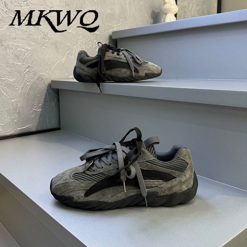 MKWQ’s men’s shoes