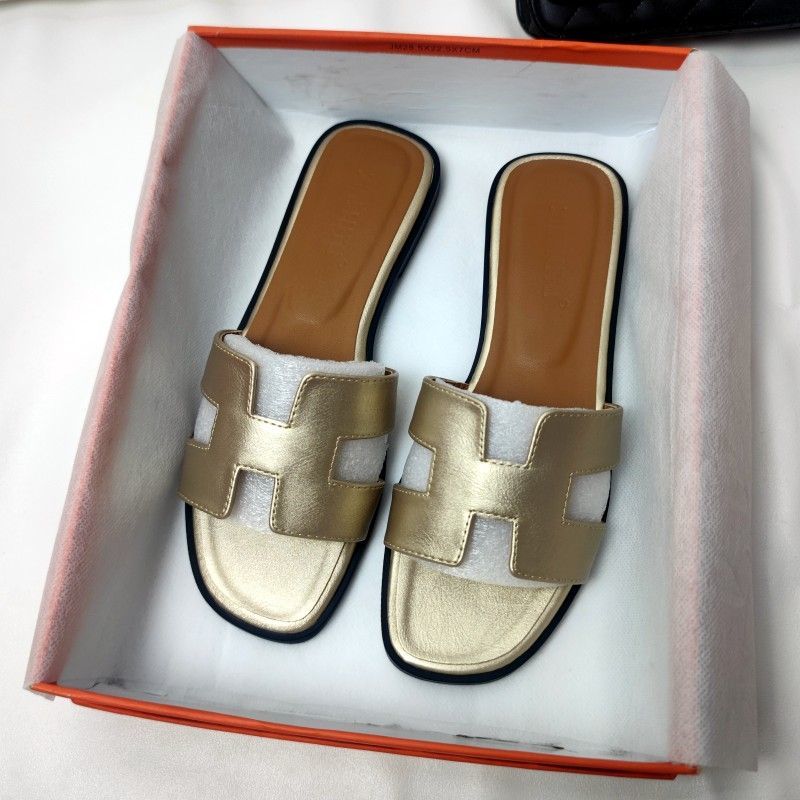 Summer cool vacation slippers