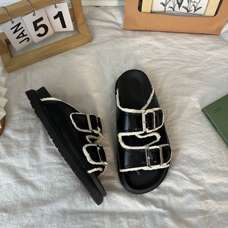 Bucken Vintage Slippers