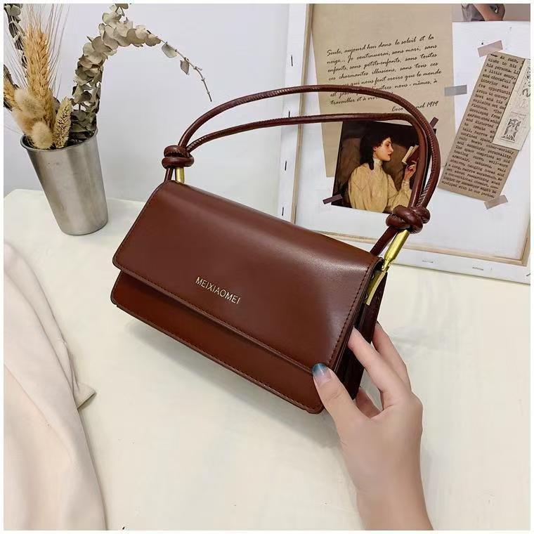 Underarm French handbag