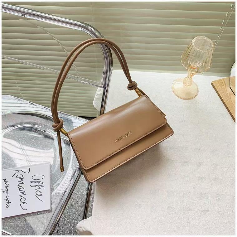 Underarm French handbag