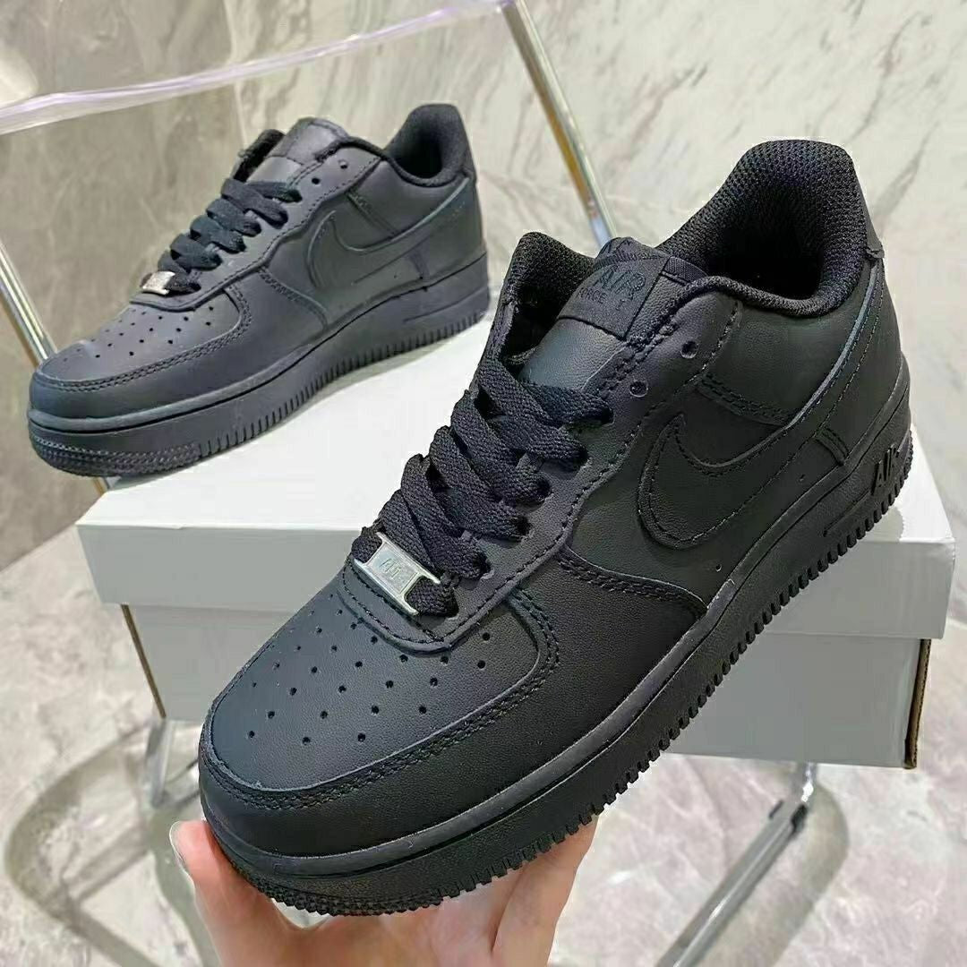 Pure AF1 black