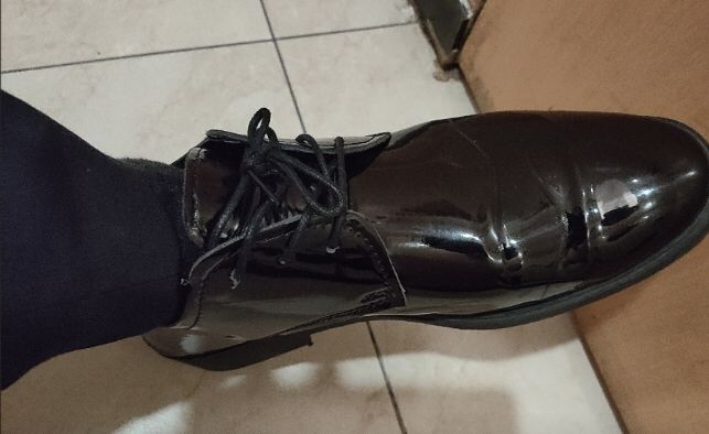 Shiny unisex wedding smart shoes