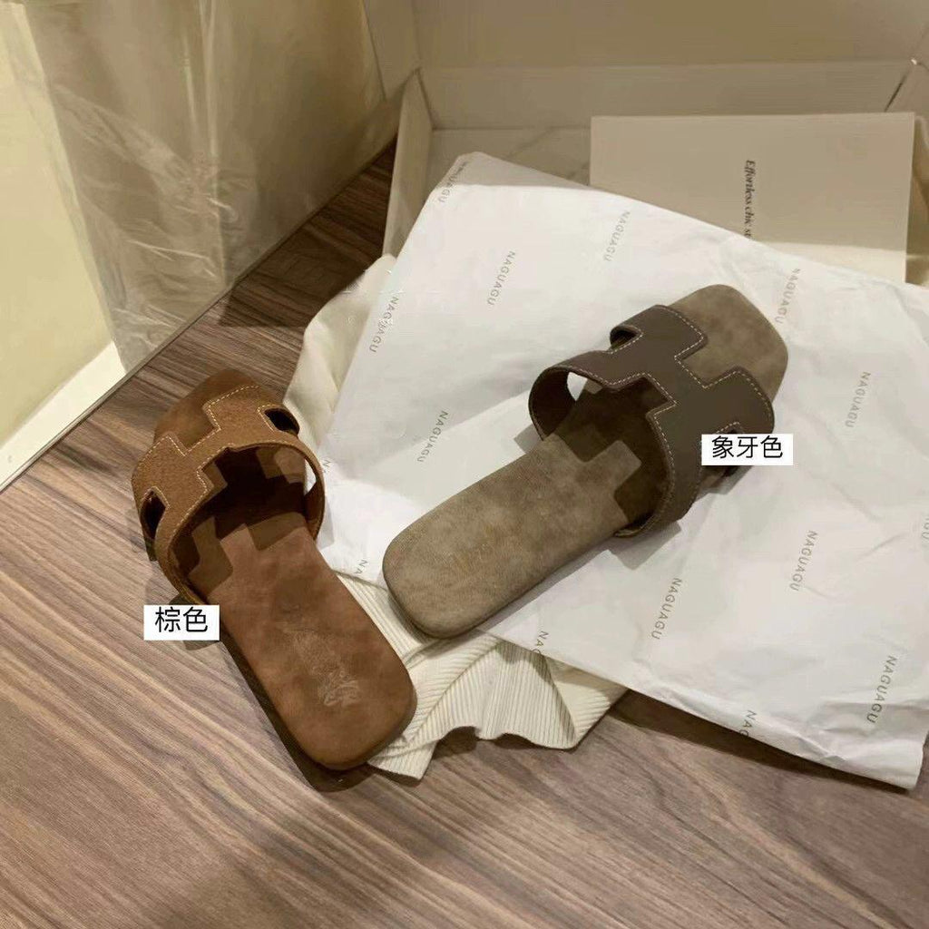 Summer slippers